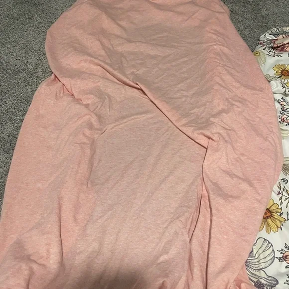 Crib sheets (2) - Picture 3 of 4